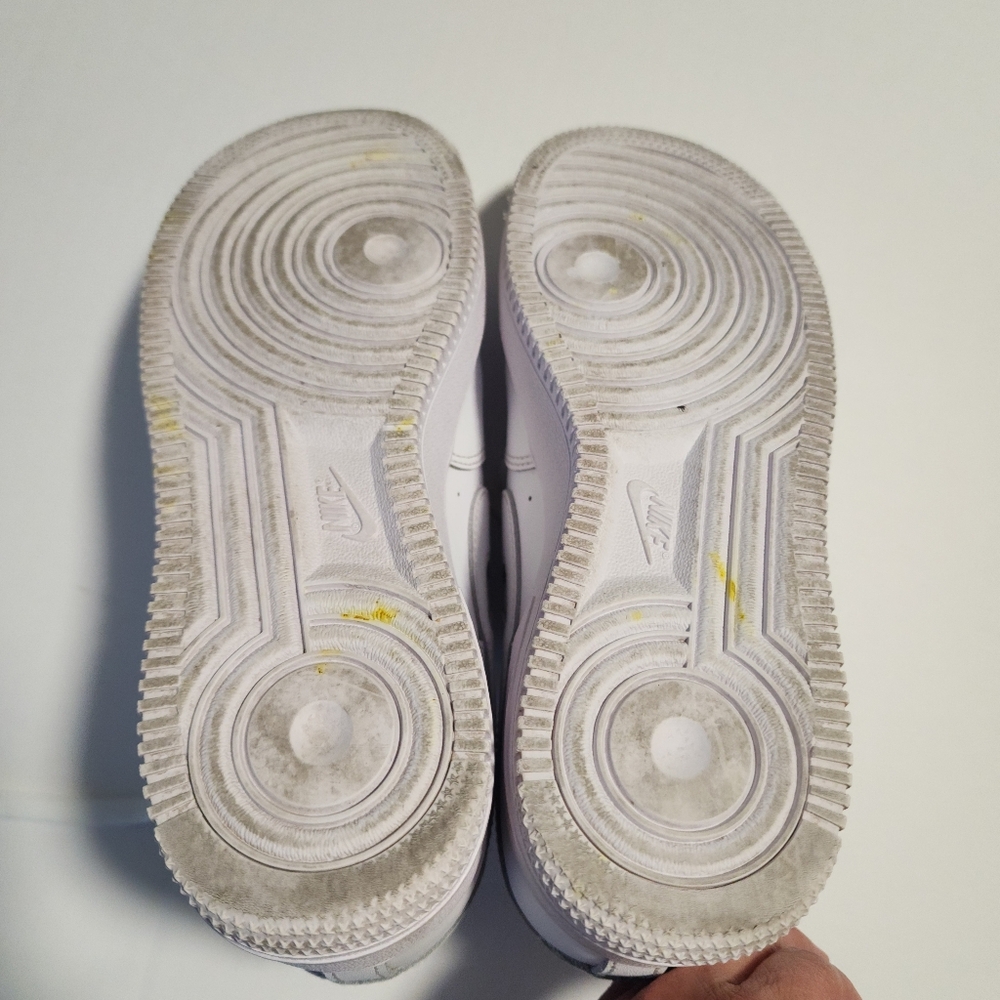 Nike Air Force 1 Low Casual White Shoes, Y7 Women 8.5 Men 7 - Picture 11 of 12